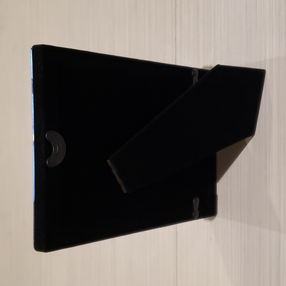 Silver Frame - Picture 5 of 10